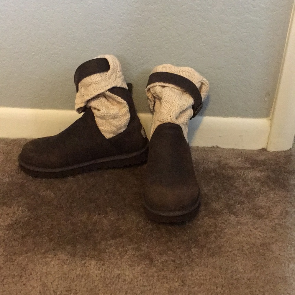 Ugg shoes women’s 8
